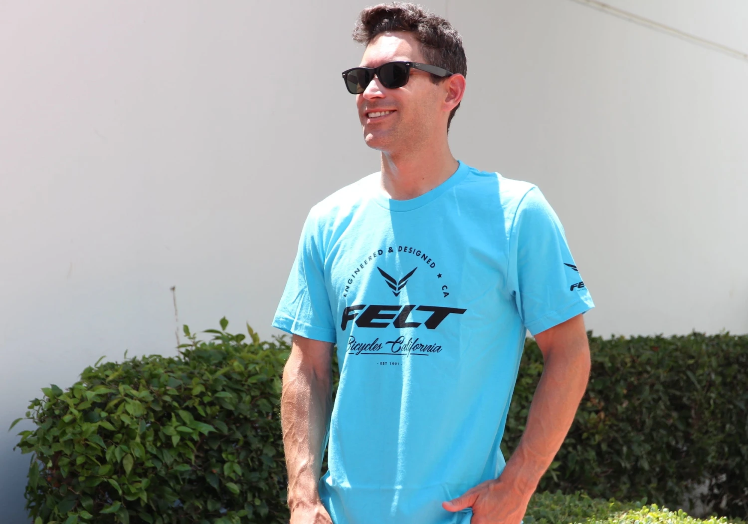 Felt Bicycles Classique Turquoise T-Shirt | Men's 2 Felt Bicycles Classique Turquoise T-Shirt | Men's - Image 2